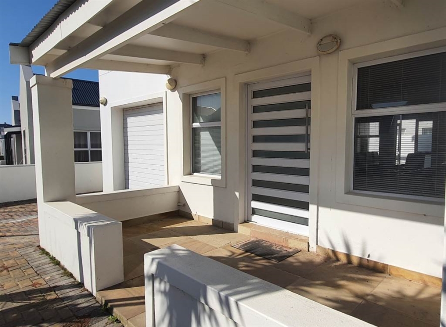 4 Bedroom Property for Sale in Westcliff Western Cape